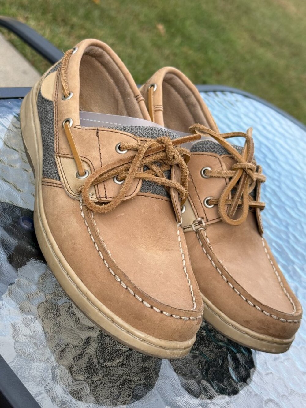 Maui Island Marlin 8.5M Tan Leather Boat Shoes Preppy Coastal Nautical 4319